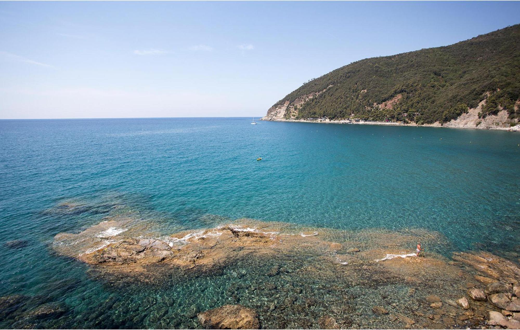 Amazing Apartment In Moneglia With House Sea View 외부 사진